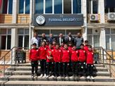 Okullararası Küçükler Hentbol Türkiye Şampiyonasında şampiyon olan Mimarsinan Ortaokulu Erkek Hentbol Takımı Başkan, Erdem Ural’ı makamında ziyaret etti.
