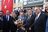 Cumhuriyet Halk Partisi Genel Başkan Yardımcısı Sayın Özgür Karabat, Belediye Başkanımız Mehmet Erdem Ural’a hayırlı olsun ziyareti için Turhal’a geldi.